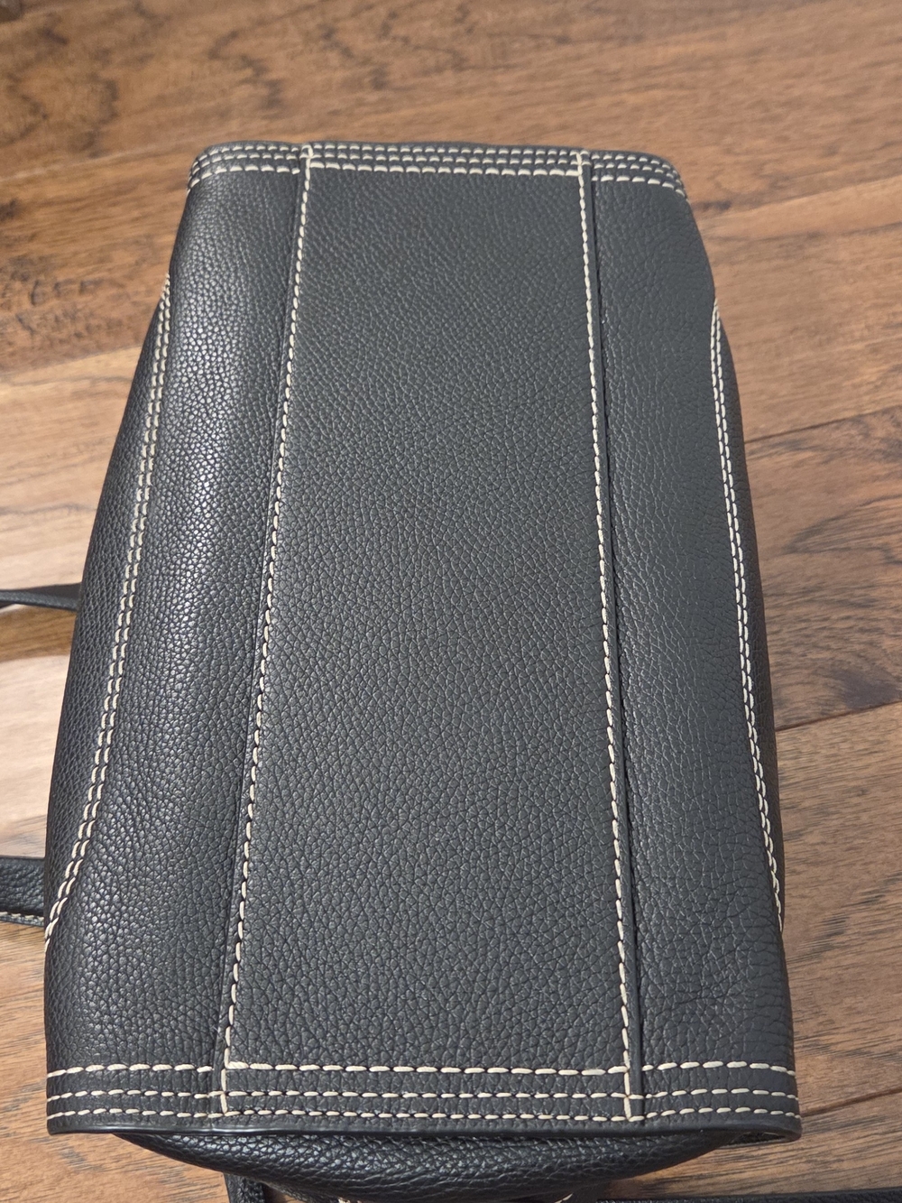 Marc Jacobs Black Satchel with Gold Hardware - Picture 7 of 16
